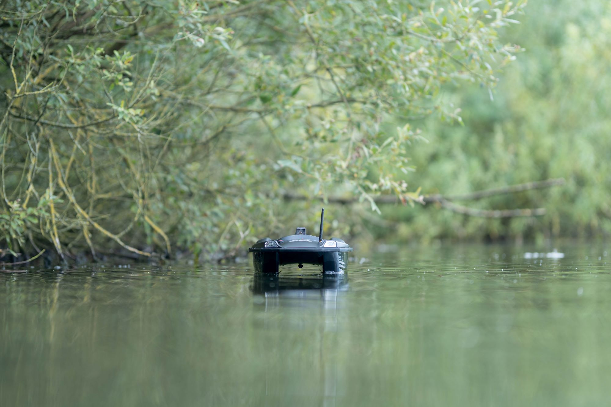 Navicarp Raider Voerboot