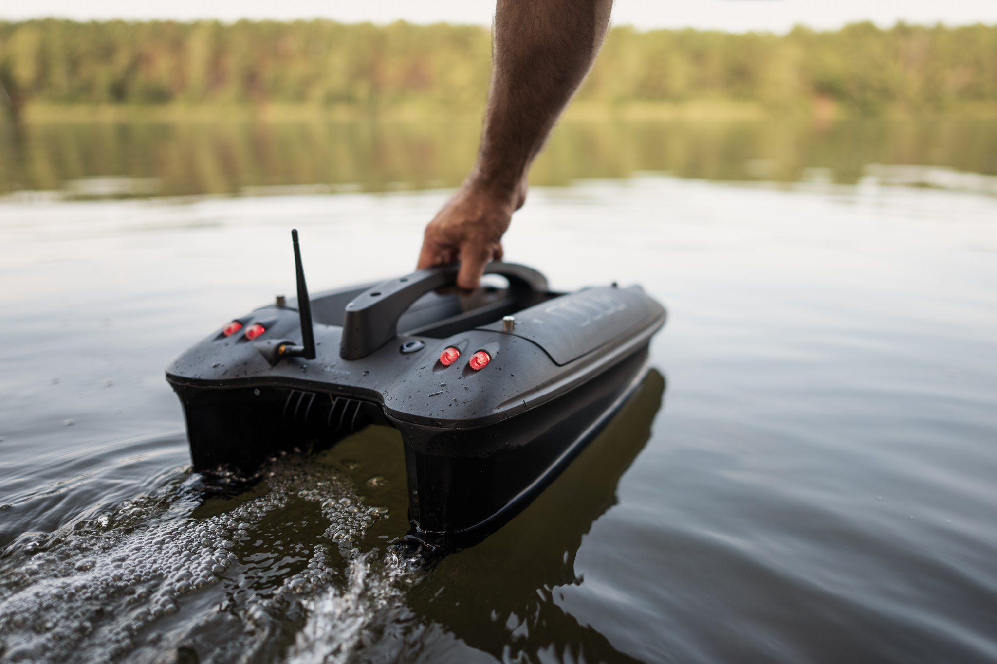 Deeper Quest Voerboot (Dieptemeter + GPS + Autopilot)