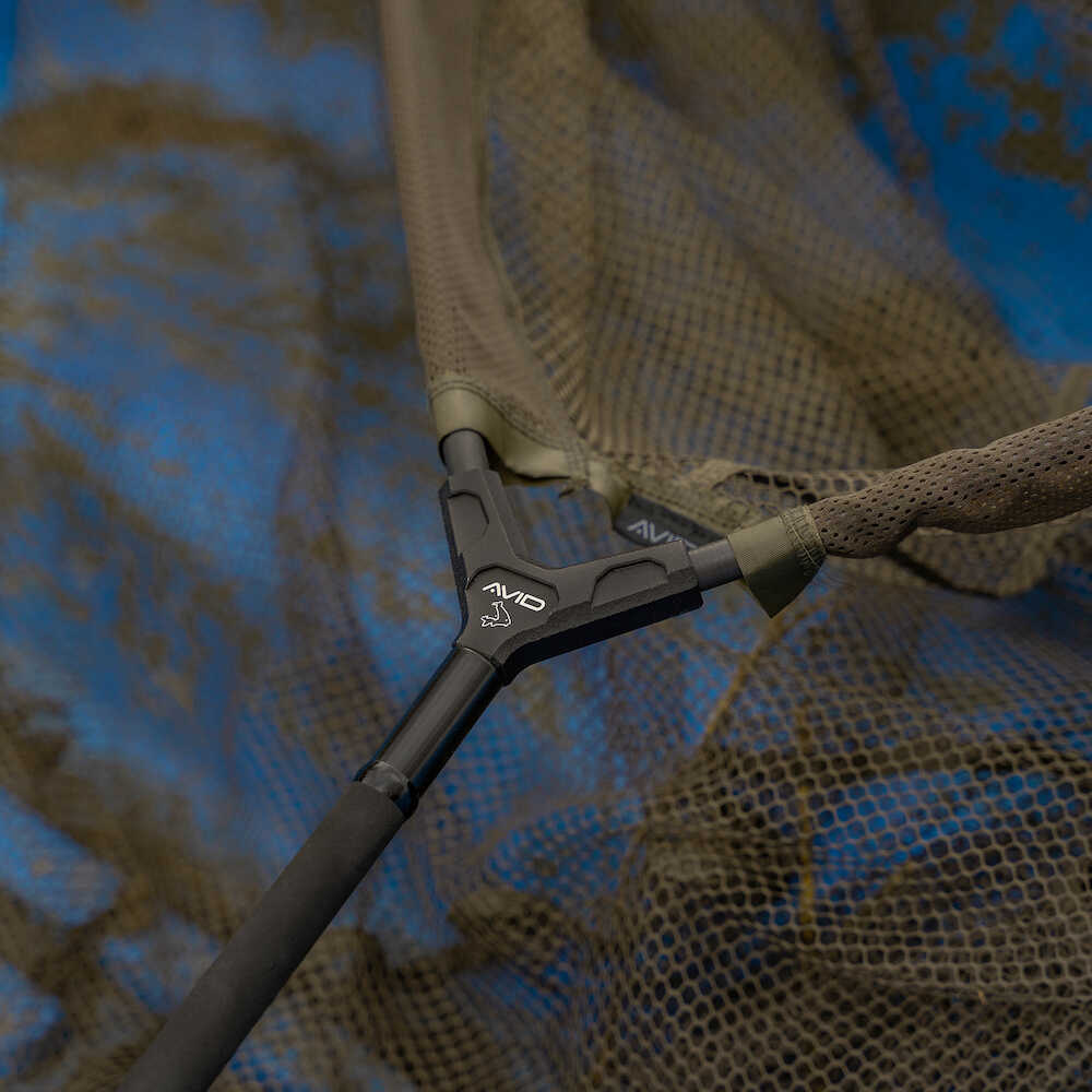 Avid Carp Breach 3-6-9ft Landing Net 42'' (3sec)