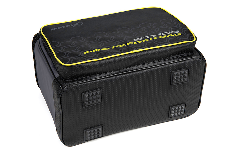 Matrix Ethos Feeder Case Witvistas (Incl. 3 tackleboxen)