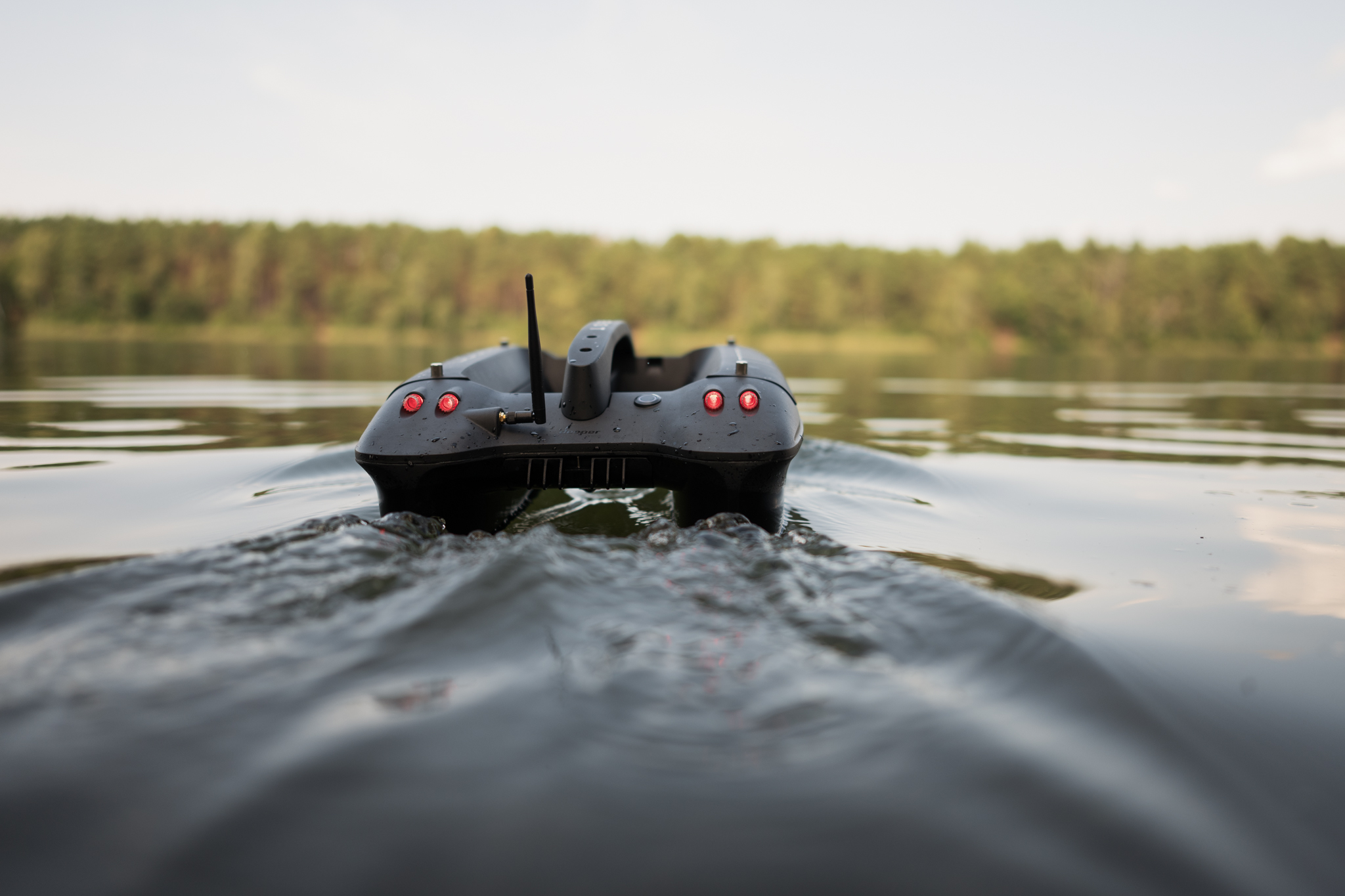 Deeper Quest Voerboot (Dieptemeter + GPS + Autopilot)