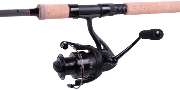 Fox Rage Warrior 2 Spin Set inclusief Braid en Salmo Kunstaas