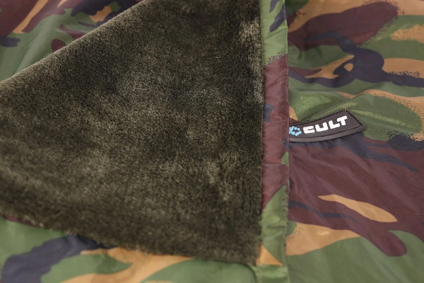 Cult DPM Deluxe Sherpa Bed Cover