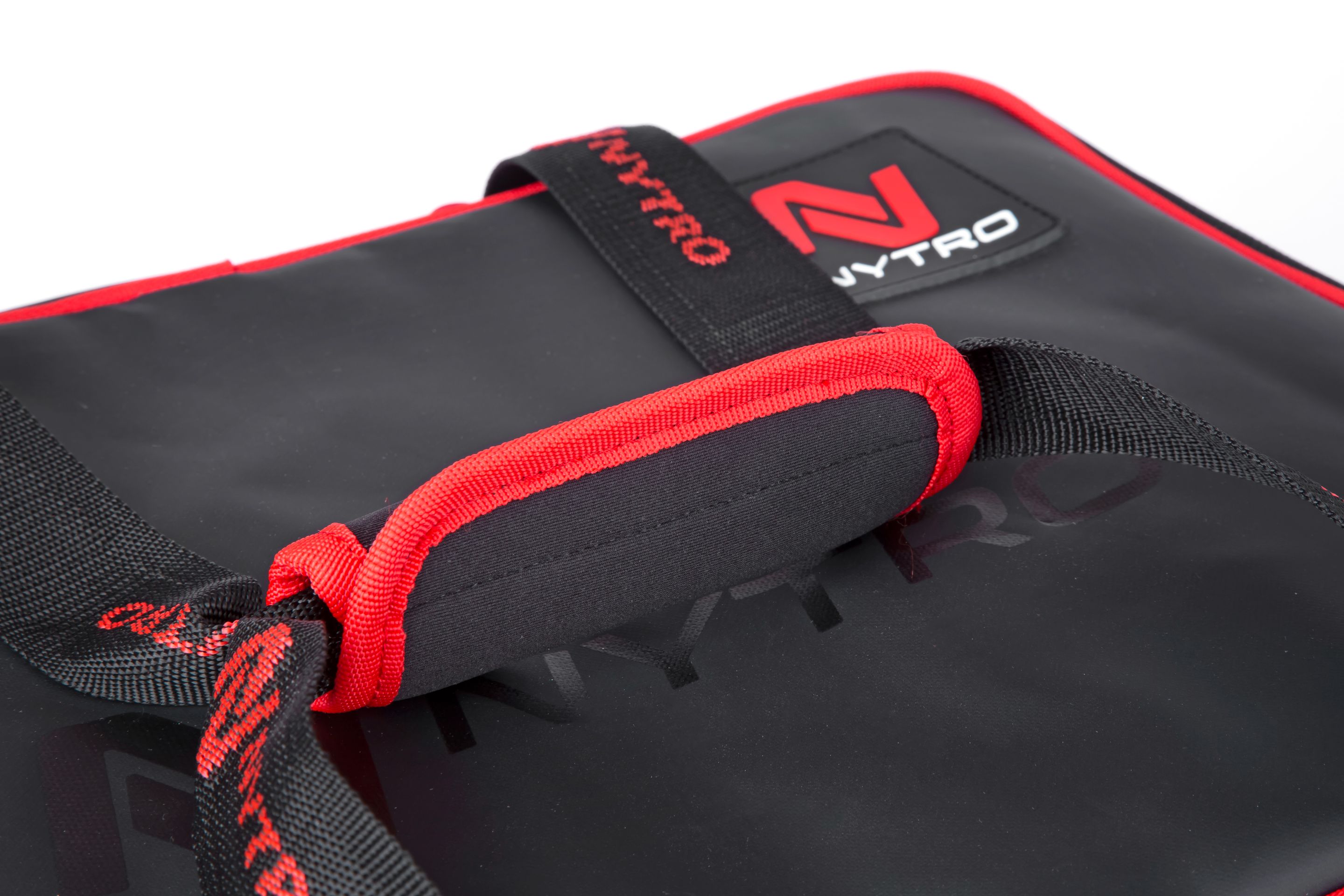 Nytro Sublime Feeder Box Bag